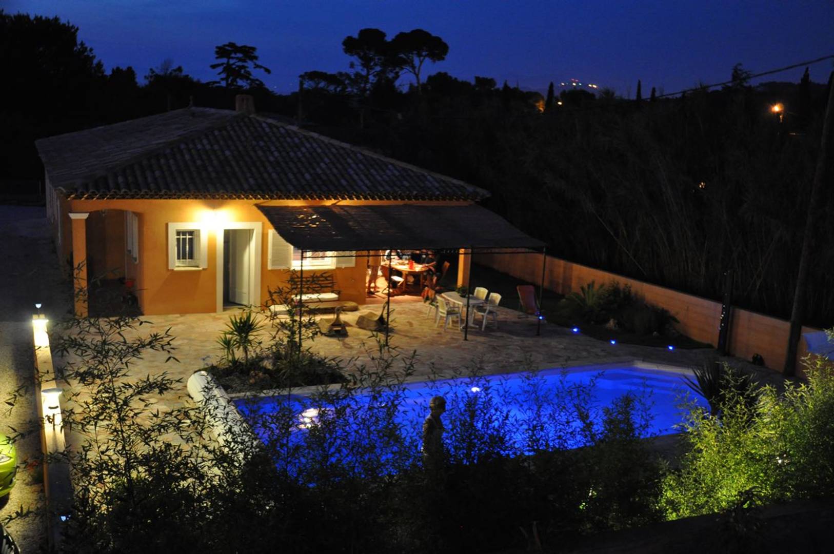 VILLA T5 Villa climatisée avec piscine SIX FOURS LES PLAGES / LE BRUSC