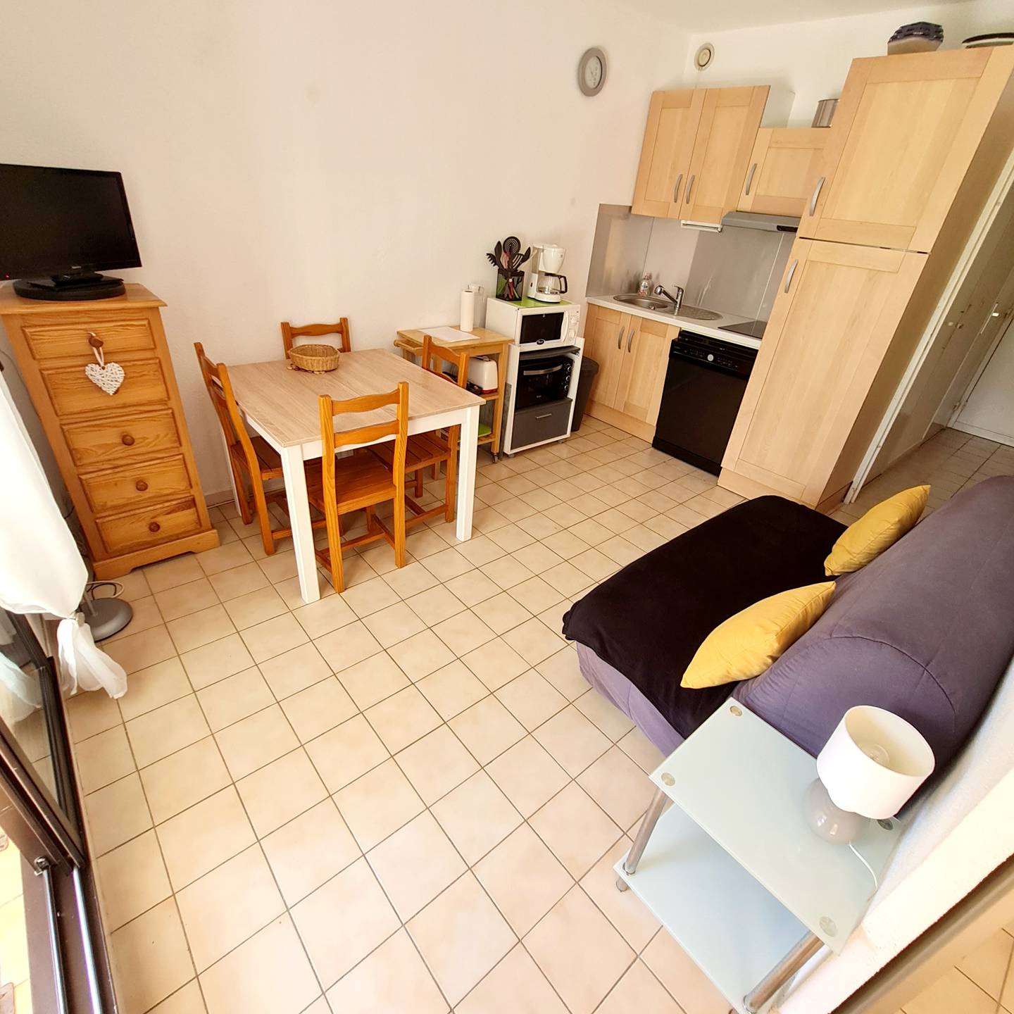 Climatis&eacute;  (  )