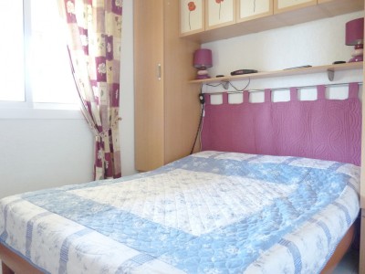 CHAMBRE LIT 2 PERSONNES sommier relaxation lectrique